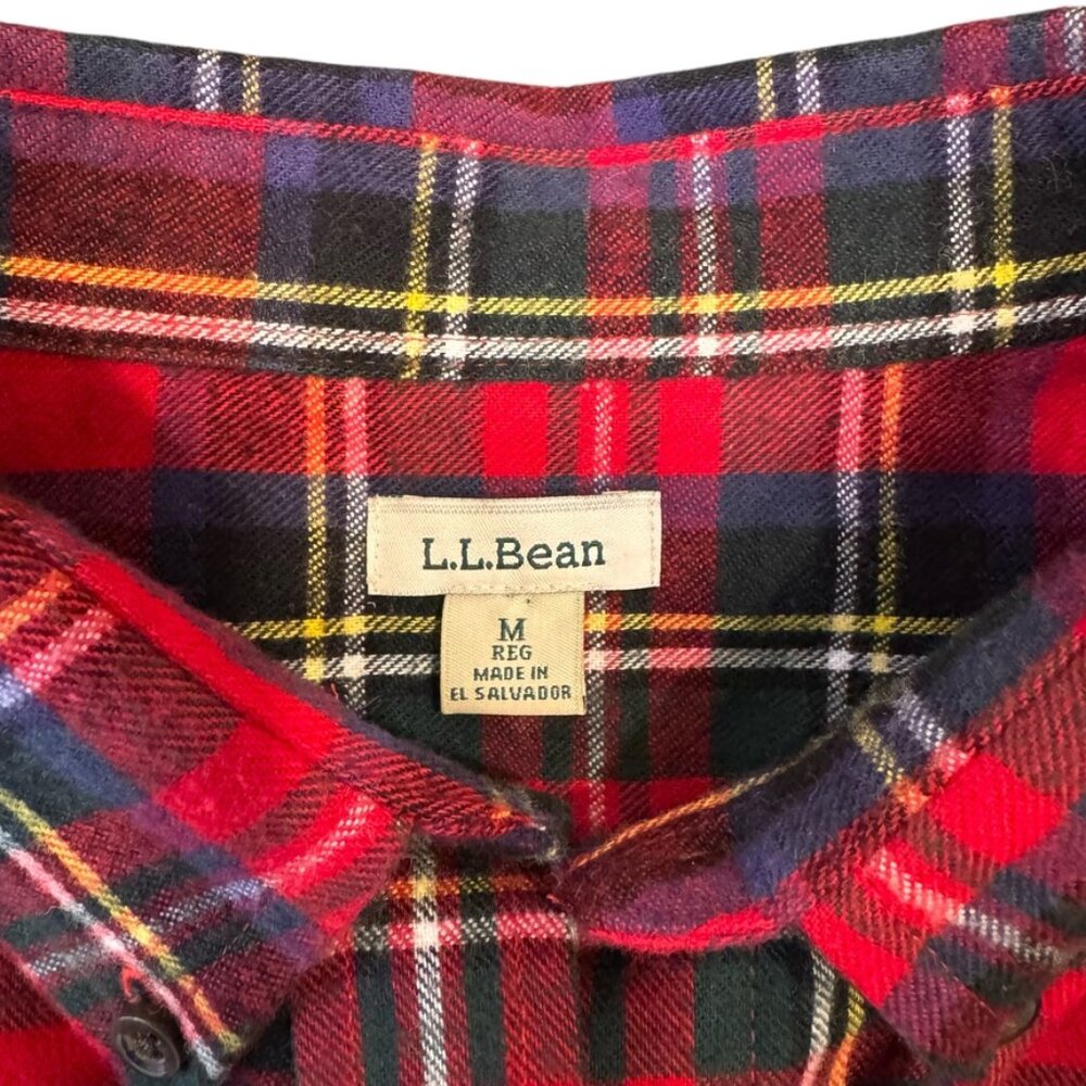 LL Bean Flannel Shirt Womens Size M Long Sleeve‎ Button Down Plaid Red - Picture 3 of 11